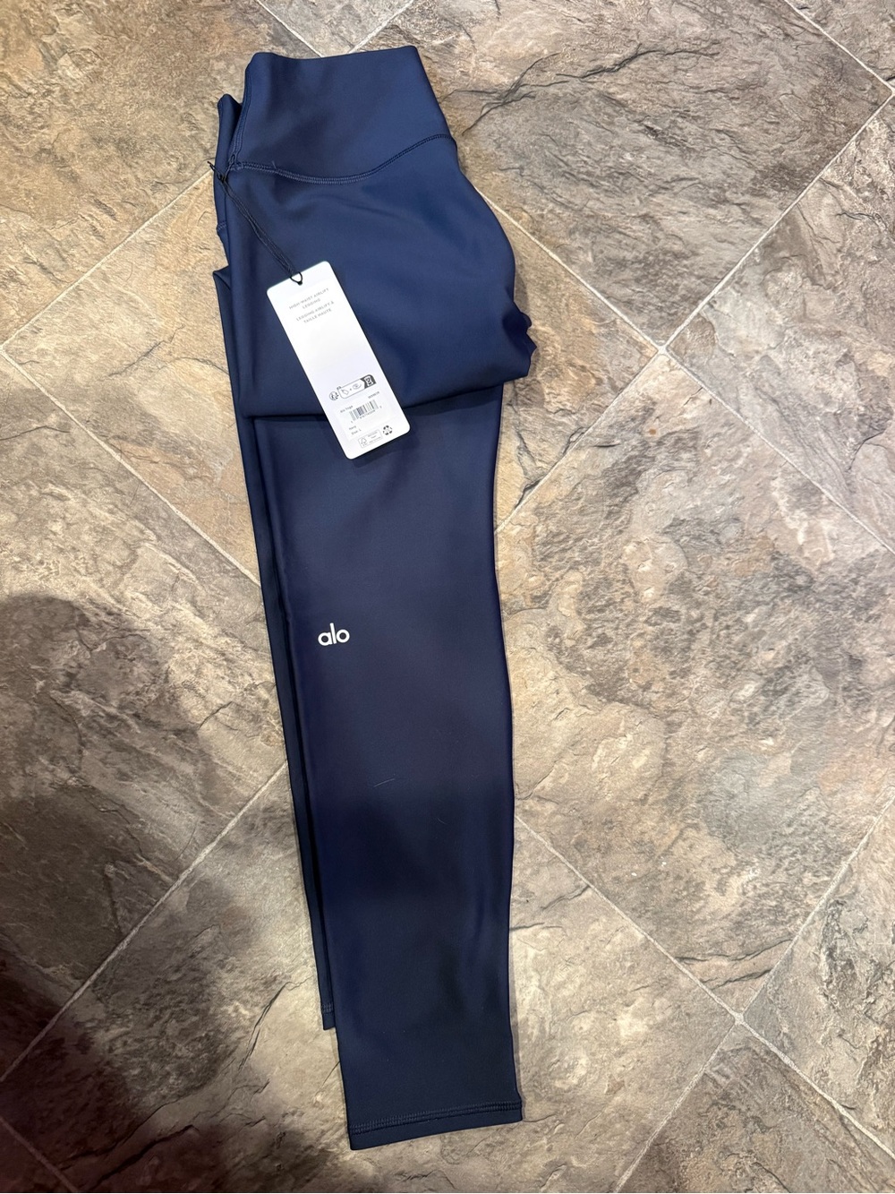 ALO Yoga High-Waist Airlift Legging in Navy